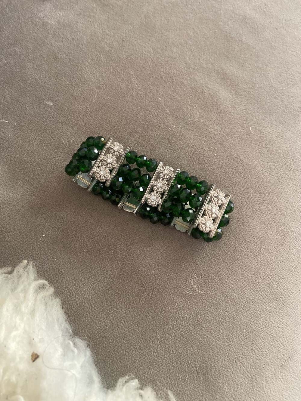 Vintage Green Beaded Crystal Silver Tone Stretch Bracelet